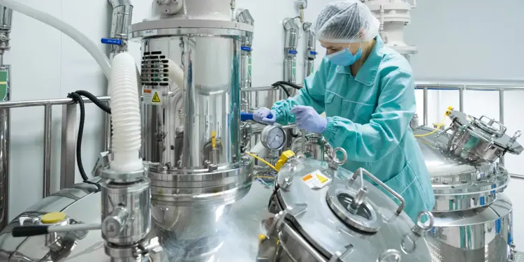 How Process Automation Meets Strict Regulatory Compliance in Food & Pharma How Process Automation Meets Strict Regulatory Compliance in Food & Pharma